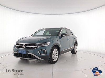 1 - Volkswagen T-Roc eschini auto