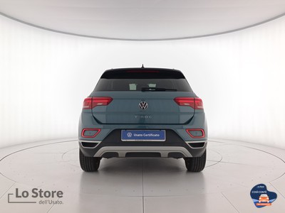 5 - Volkswagen T-Roc eschini auto