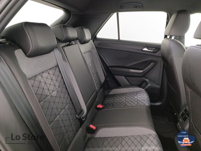 9 - Volkswagen T-Roc eschini auto