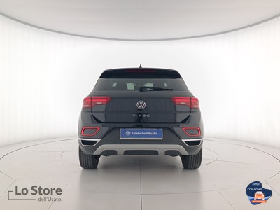 5 - Volkswagen T-Roc eschini auto