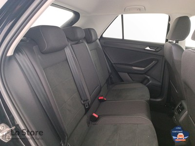 9 - Volkswagen T-Roc eschini auto