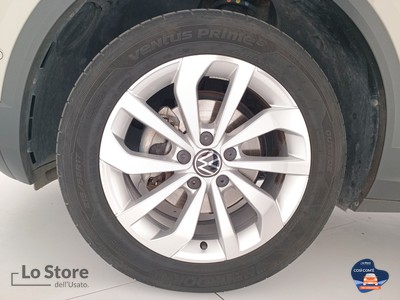 8 - Volkswagen T-Roc eschini auto