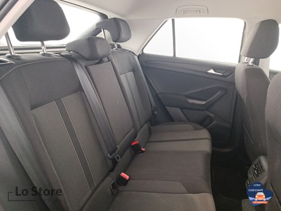 9 - Volkswagen T-Roc eschini auto