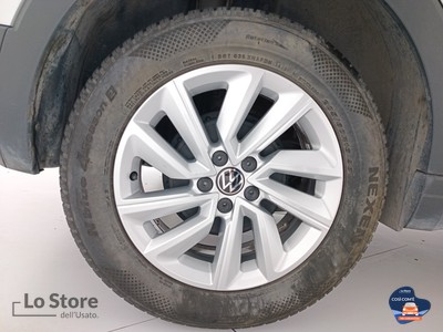 8 - Volkswagen T-Cross eschini auto
