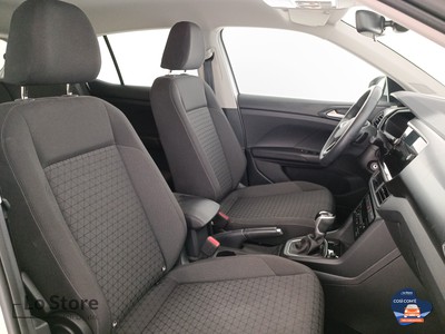 10 - Volkswagen T-Cross eschini auto