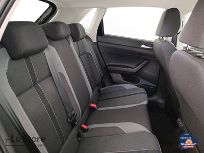 9 - Volkswagen Polo eschini auto