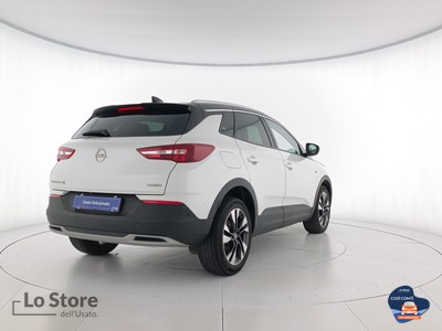 4 - Opel Grandland X eschini auto