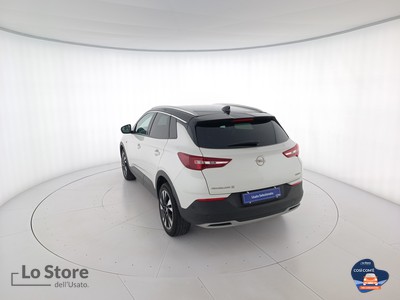 6 - Opel Grandland X eschini auto