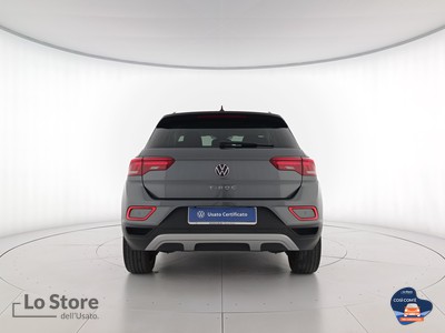 5 - Volkswagen T-Roc eschini auto
