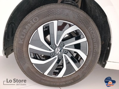 8 - Volkswagen Polo eschini auto