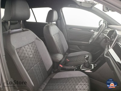 10 - Volkswagen T-Roc eschini auto