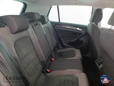 9 - Volkswagen Golf eschini auto