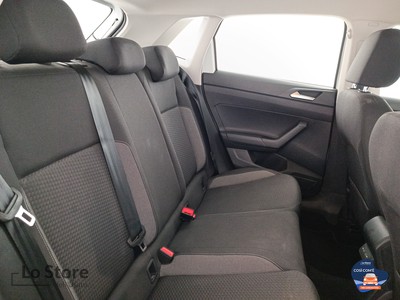 9 - Volkswagen Polo eschini auto