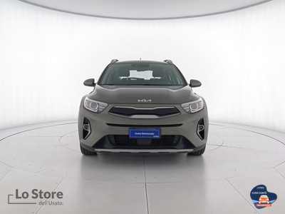 2 - Kia Stonic eschini auto