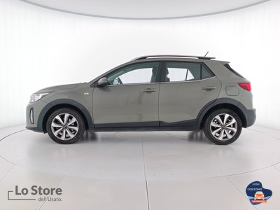 4 - Kia Stonic eschini auto