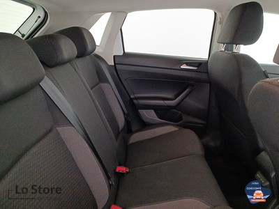 9 - Volkswagen Polo eschini auto