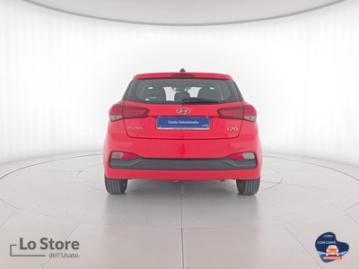 5 - Hyundai i20 eschini auto
