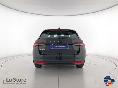5 - Skoda Octavia eschini auto