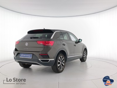 4 - Volkswagen T-Roc eschini auto