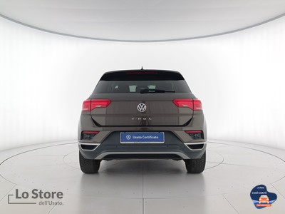 5 - Volkswagen T-Roc eschini auto