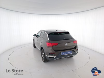 6 - Volkswagen T-Roc eschini auto