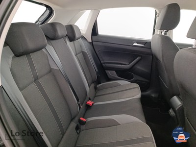 9 - Volkswagen Polo eschini auto