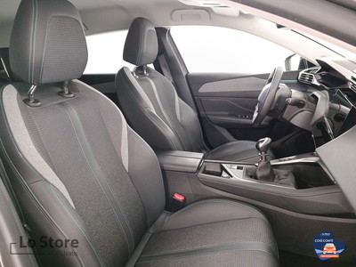 10 - Peugeot 308 eschini auto