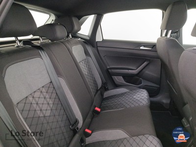 9 - Volkswagen Polo eschini auto