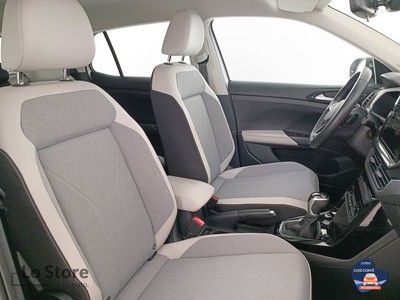 10 - Volkswagen T-Cross eschini auto