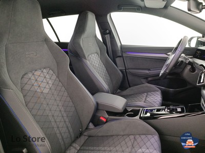 10 - Volkswagen Golf eschini auto