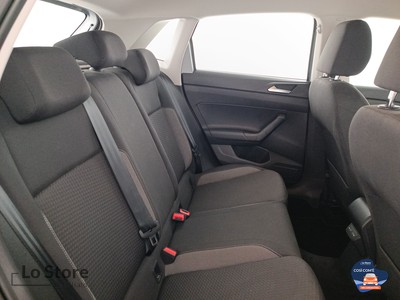 9 - Volkswagen Polo eschini auto