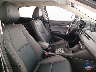 10 - Mazda CX-3 eschini auto