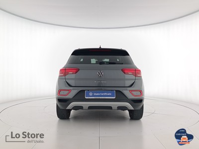 5 - Volkswagen T-Roc eschini auto