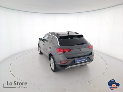 6 - Volkswagen T-Roc eschini auto