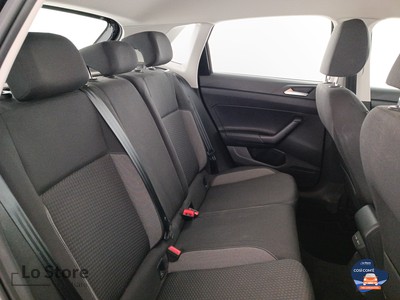 9 - Volkswagen Polo eschini auto