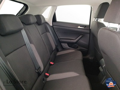 9 - Volkswagen Polo eschini auto