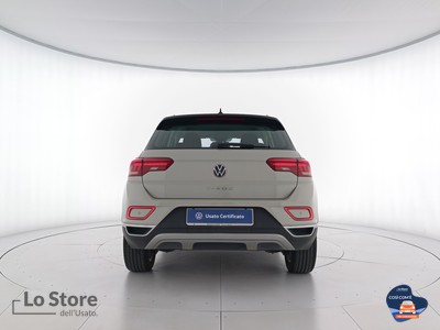 5 - Volkswagen T-Roc eschini auto
