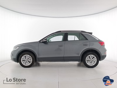 3 - Volkswagen T-Roc eschini auto