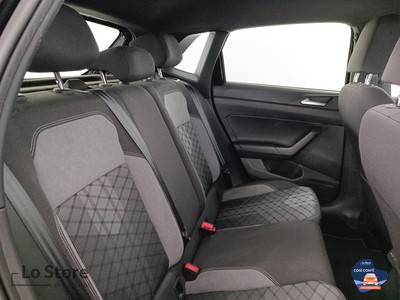 9 - Volkswagen Polo eschini auto