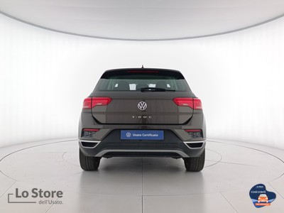 5 - Volkswagen T-Roc eschini auto