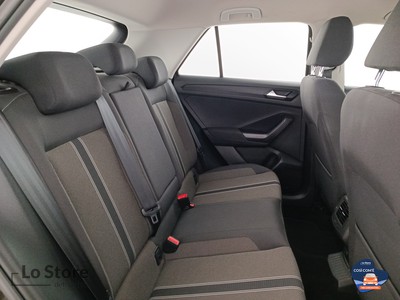 9 - Volkswagen T-Roc eschini auto