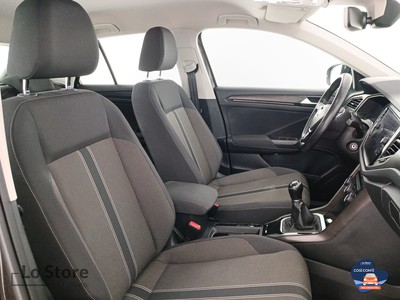 10 - Volkswagen T-Roc eschini auto