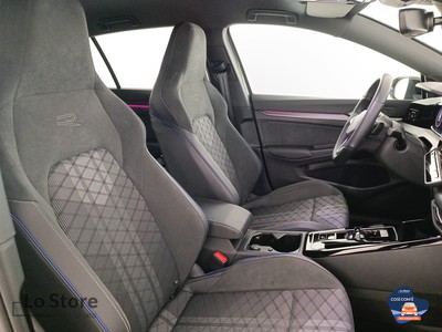 10 - Volkswagen Golf eschini auto