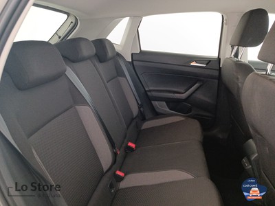 9 - Volkswagen Polo eschini auto