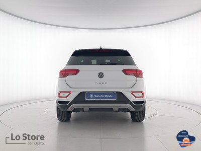 5 - Volkswagen T-Roc eschini auto