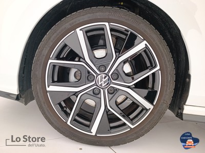 8 - Volkswagen Golf eschini auto