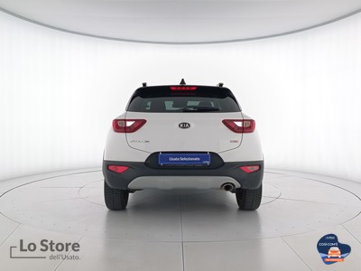 5 - Kia Stonic eschini auto
