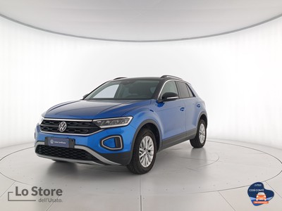 1 - Volkswagen T-Roc eschini auto
