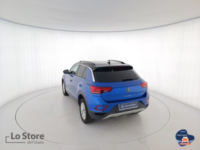 6 - Volkswagen T-Roc eschini auto