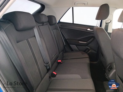 9 - Volkswagen T-Roc eschini auto